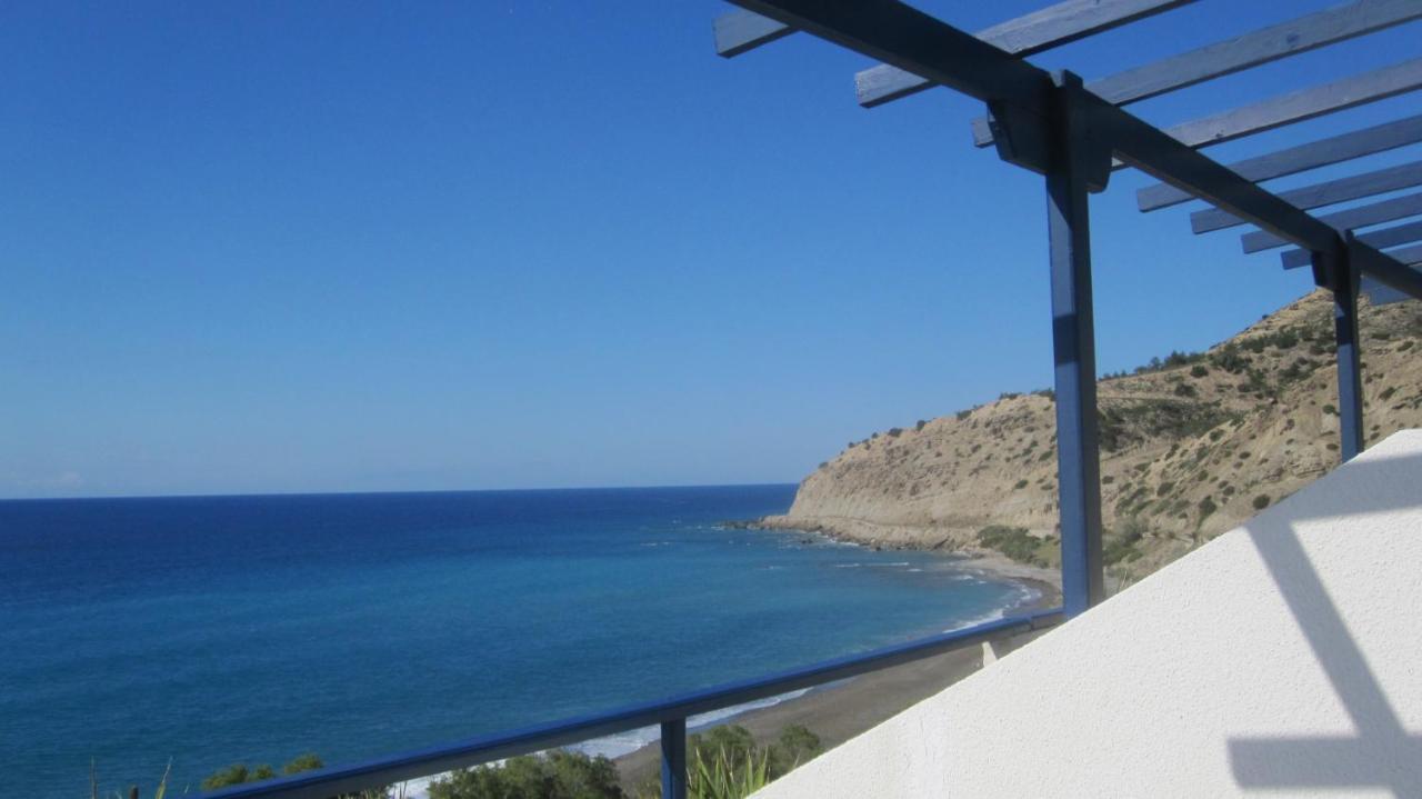 Big Blue Apartments Myrtos Habitación foto